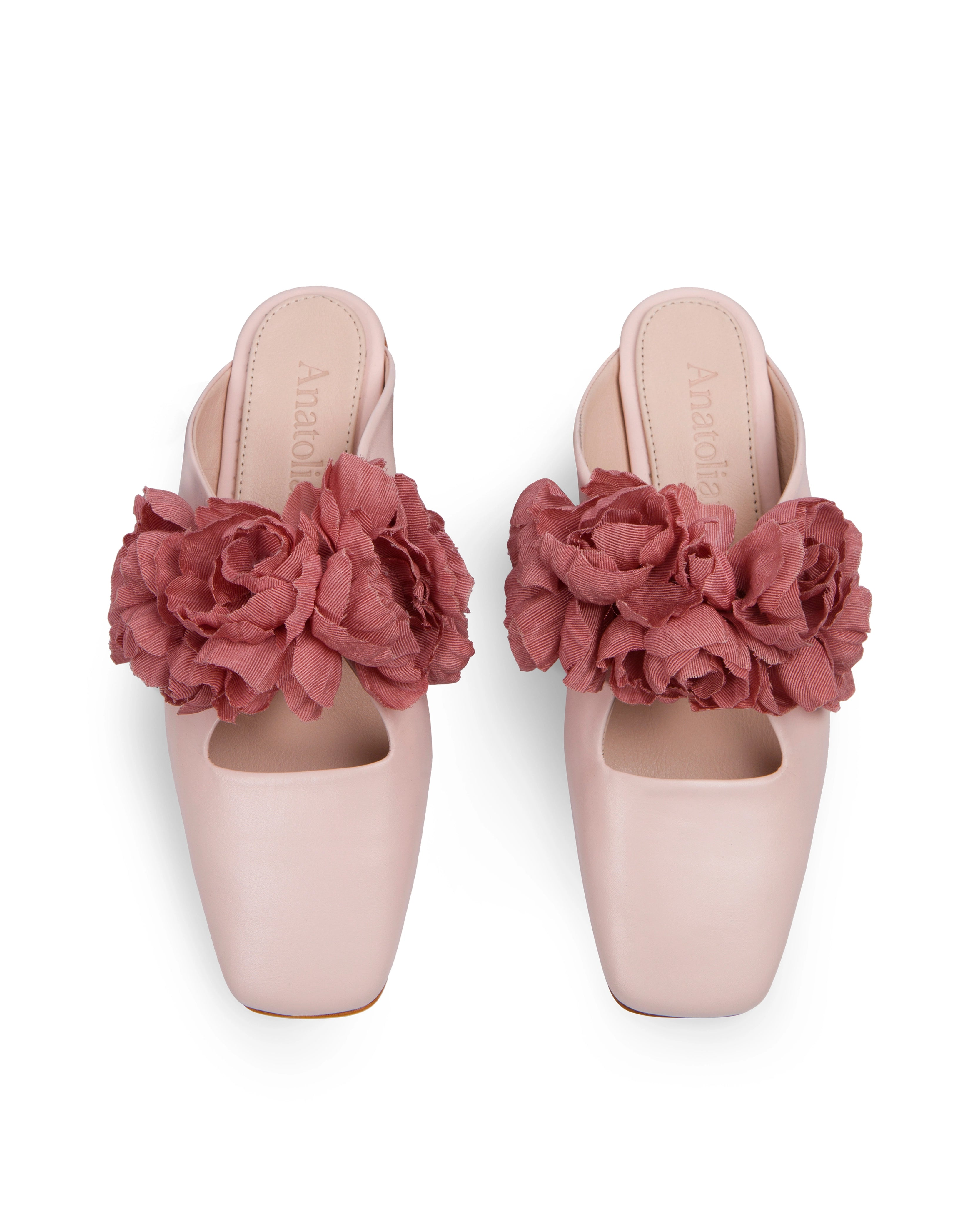LOVELACE BLUSH