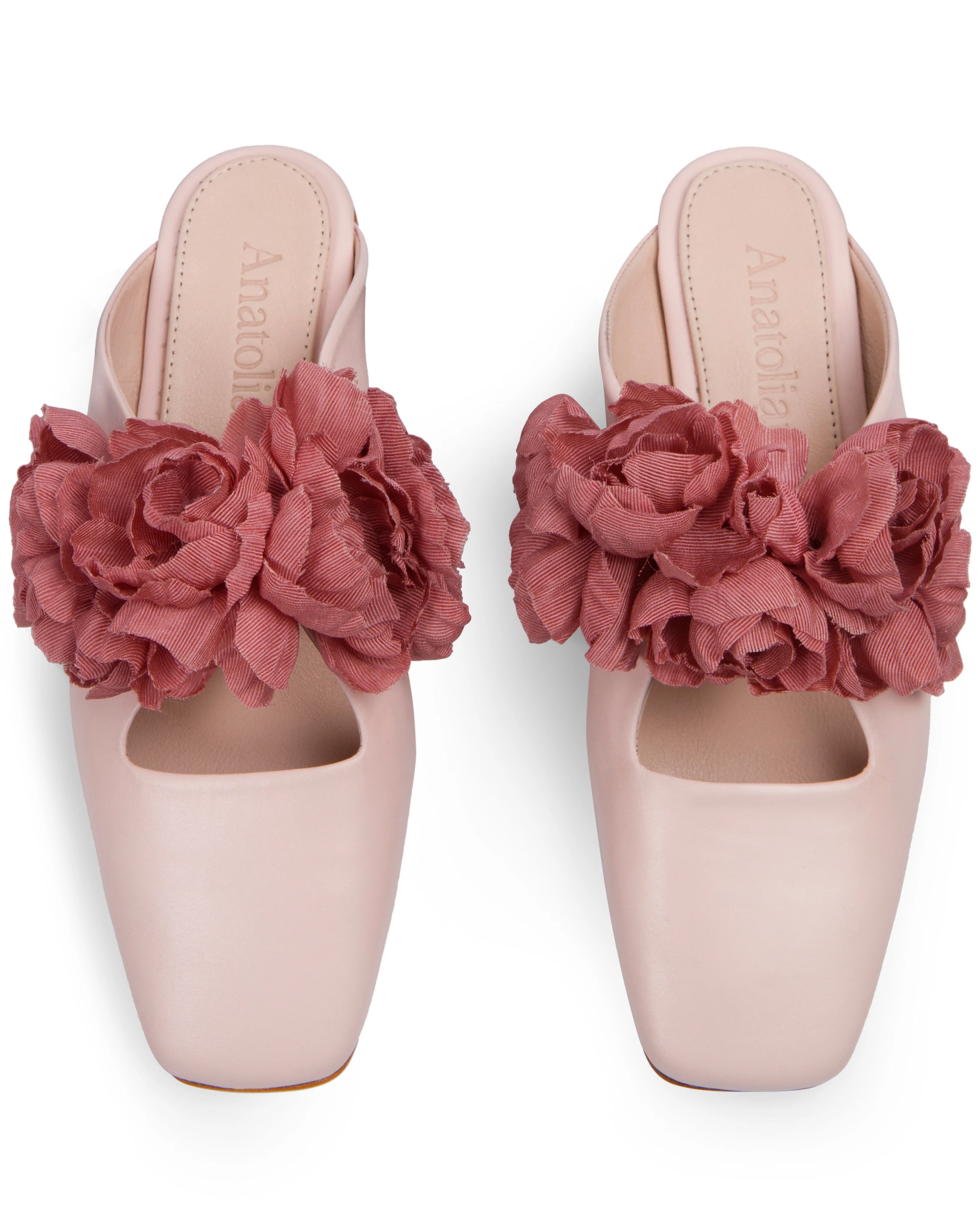 LOVELACE BLUSH